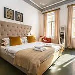 Golden Residence, Jachymova Street 아파트
