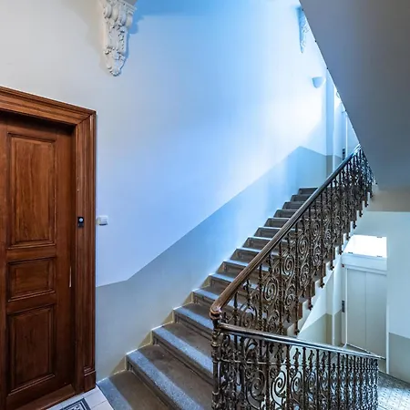 Golden Residence, Jachymova Street 아파트 *