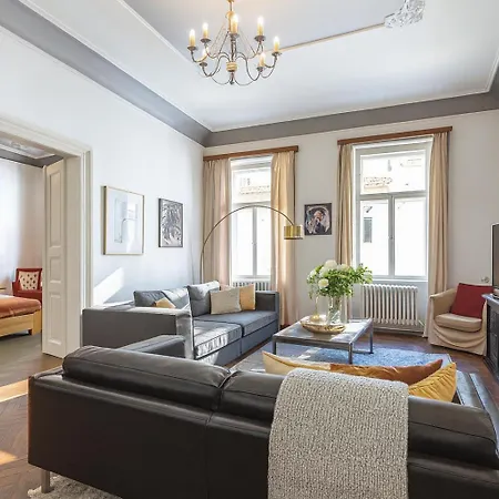Golden Residence, Jáchymova Street *