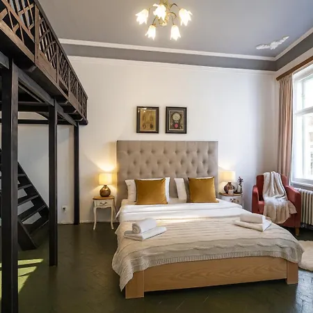 Golden Residence, Jáchymova Street *